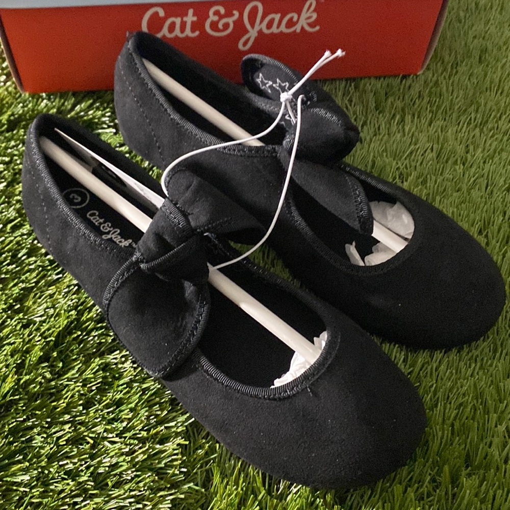 Girls shoes size 3